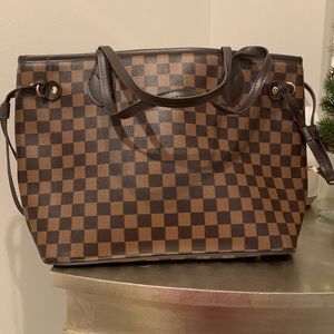 Large checkered tote